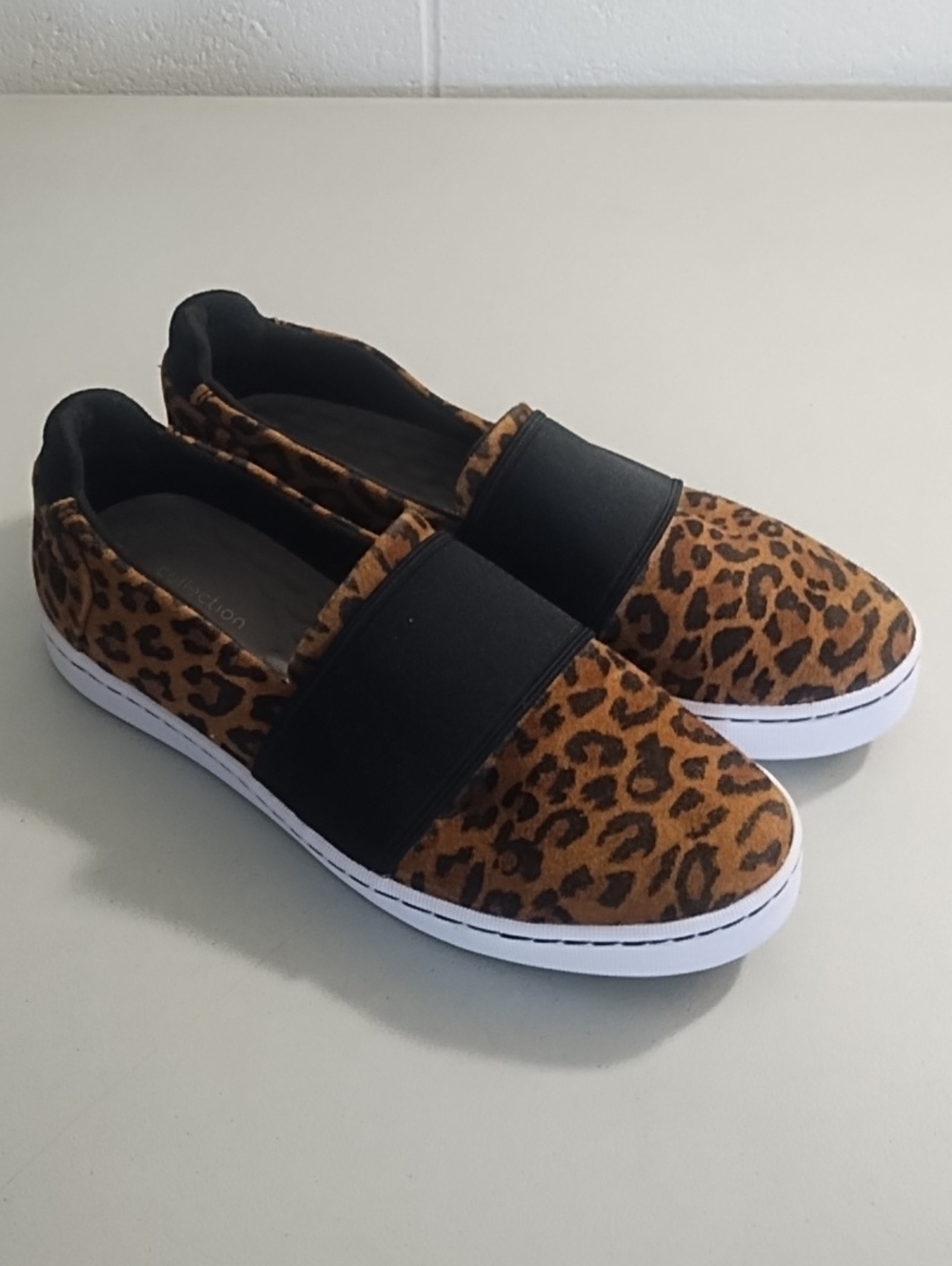Clarks Pawley Wes Leopard-Print Suede Slip-On Sneakers Ultimate Comfort size 7
